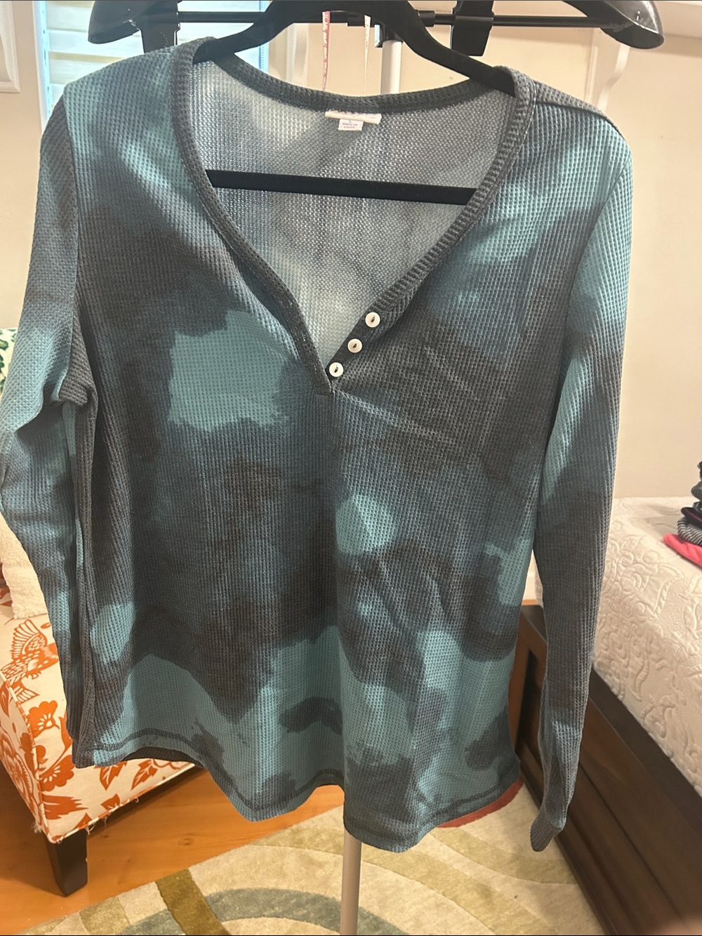 LuLaRoe Ruby Blue Tie-Dye V-Neck Waffle Knit Sweater